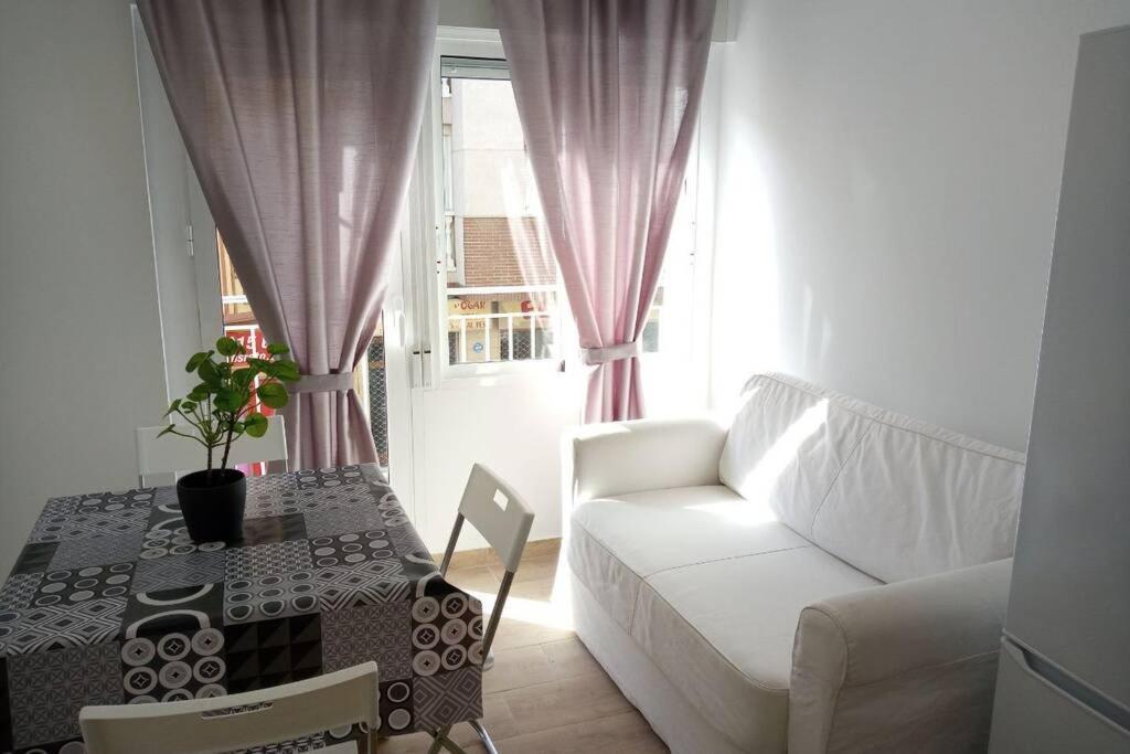 Apartamentos En Alameda Junto Al Corte Ingles Cartagena Kültér fotó